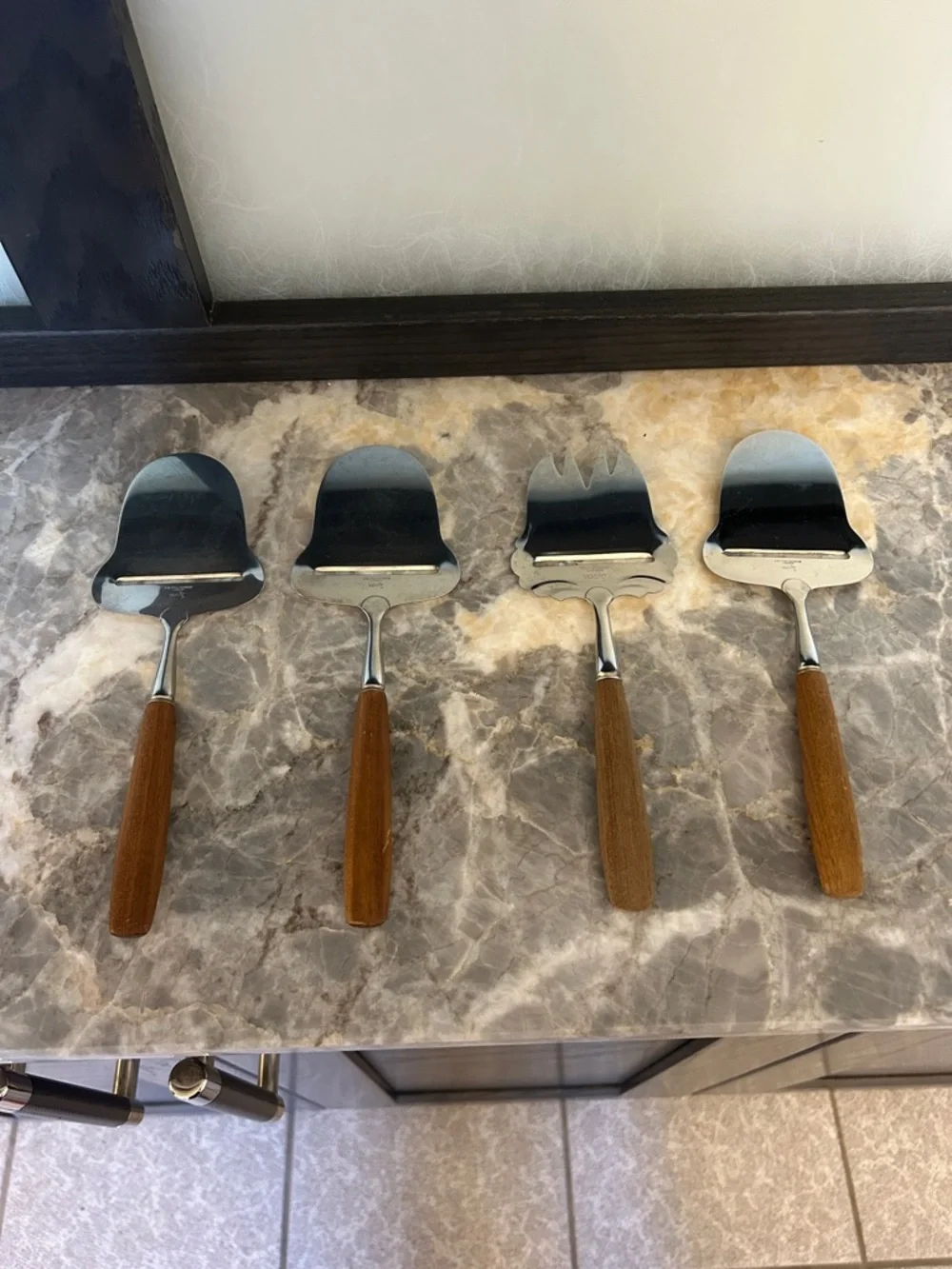 Spor of Norway Cheese Slicers